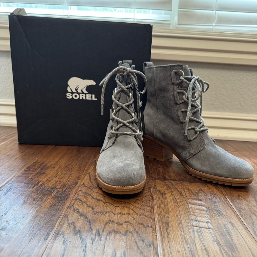 Sorel Cate Lace Boots